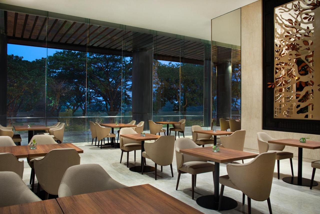 Trembesi Hotel Serpong Εξωτερικό φωτογραφία