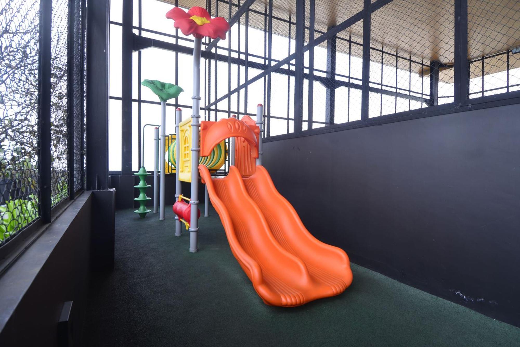 Trembesi Hotel Serpong Εξωτερικό φωτογραφία